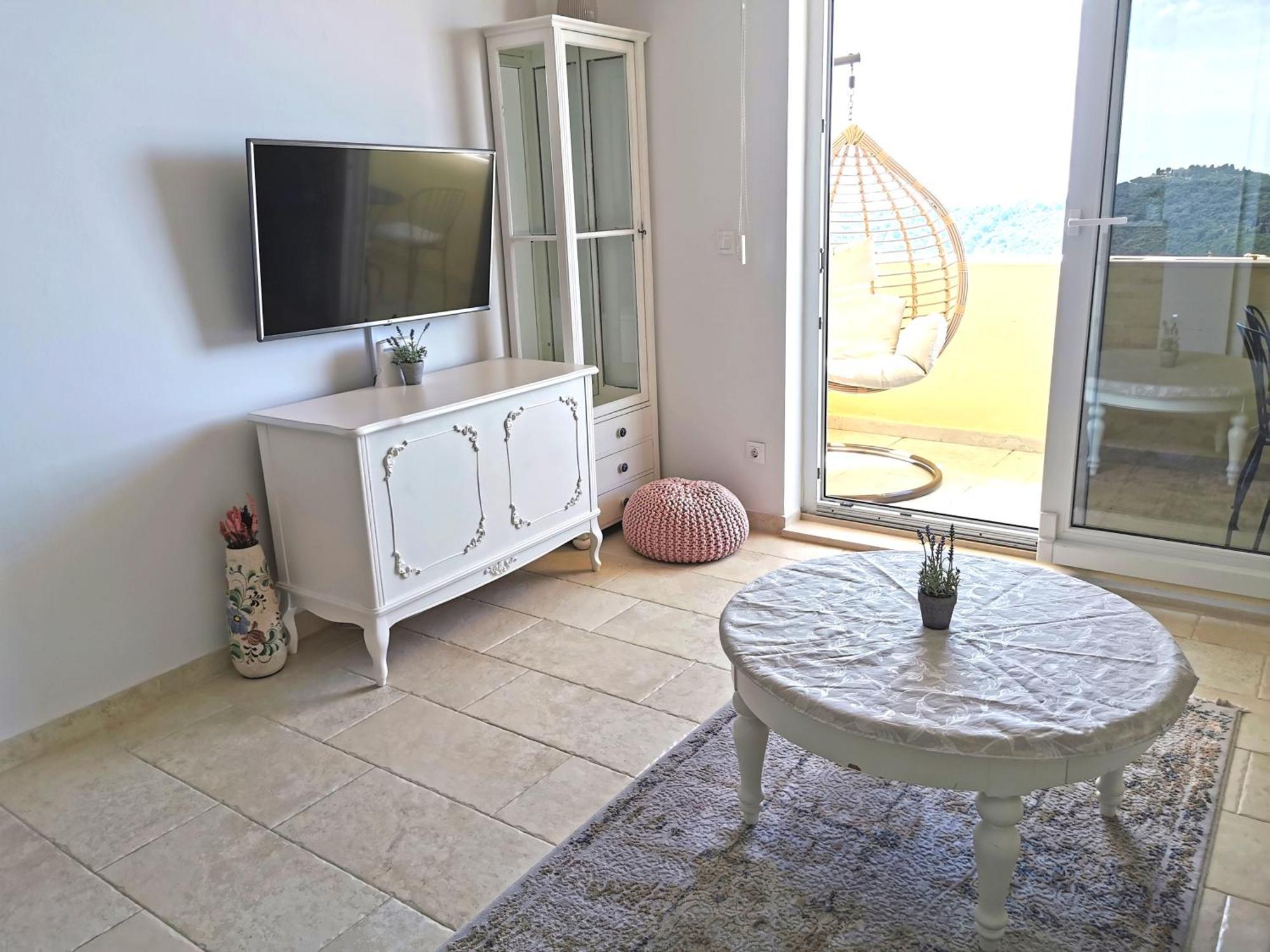 Apartment Zlatni Potok - View Of The Old Town *